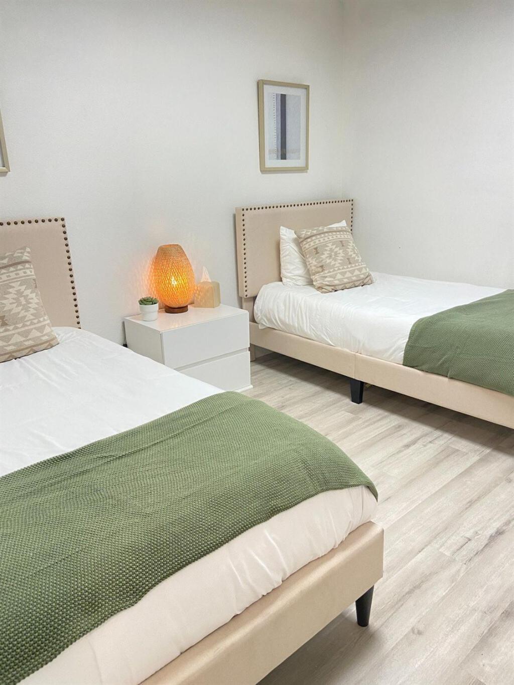 Cozy Desert Retreat - Pool, Spa, Views เฮนเดอร์สัน ภายนอก รูปภาพ