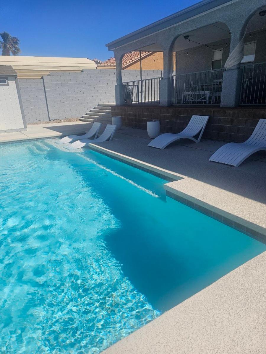 Cozy Desert Retreat - Pool, Spa, Views เฮนเดอร์สัน ภายนอก รูปภาพ